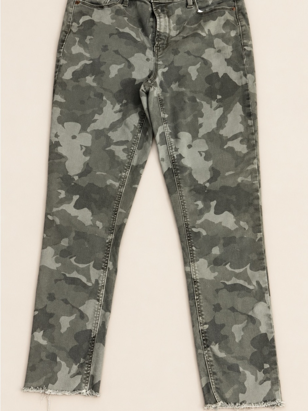 Old Navy Gray Green Camo Skinny Jeans for Kids